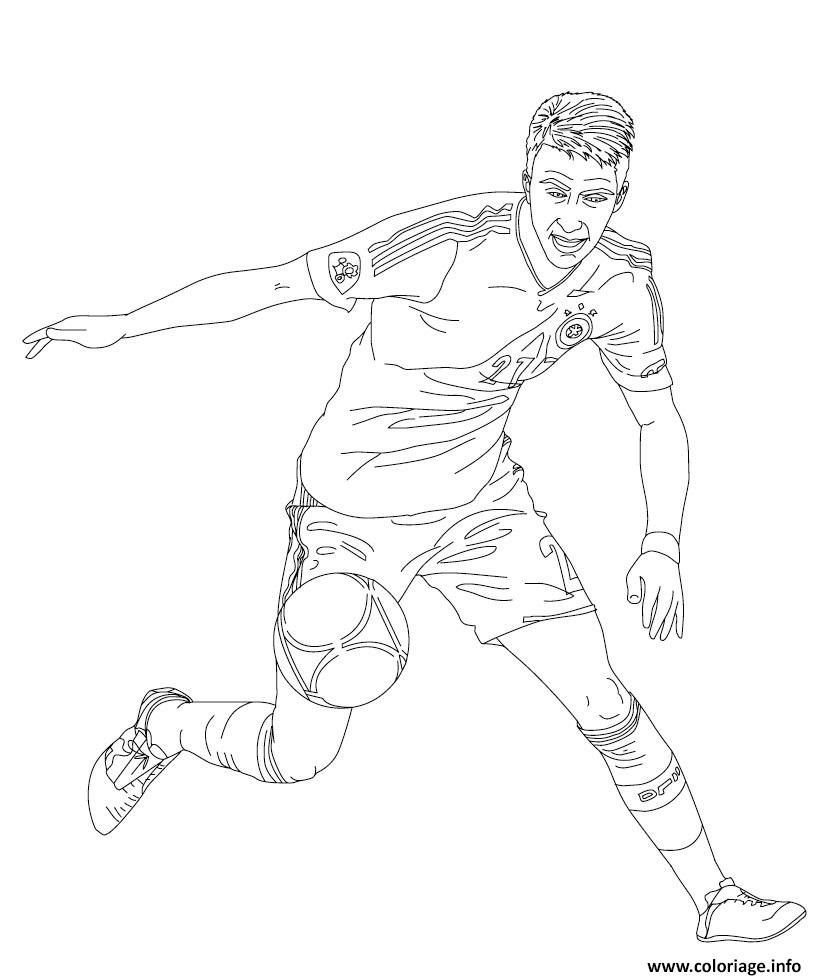 Coloriage A Imprimer Gratuit Joueur De Foot