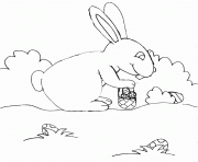 paques lapin ramasse des chocolats dessin à colorier