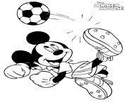 mickey mouse joue au foot dessin à colorier
