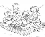 famille de quatre enfants fait un picnic dessin à colorier