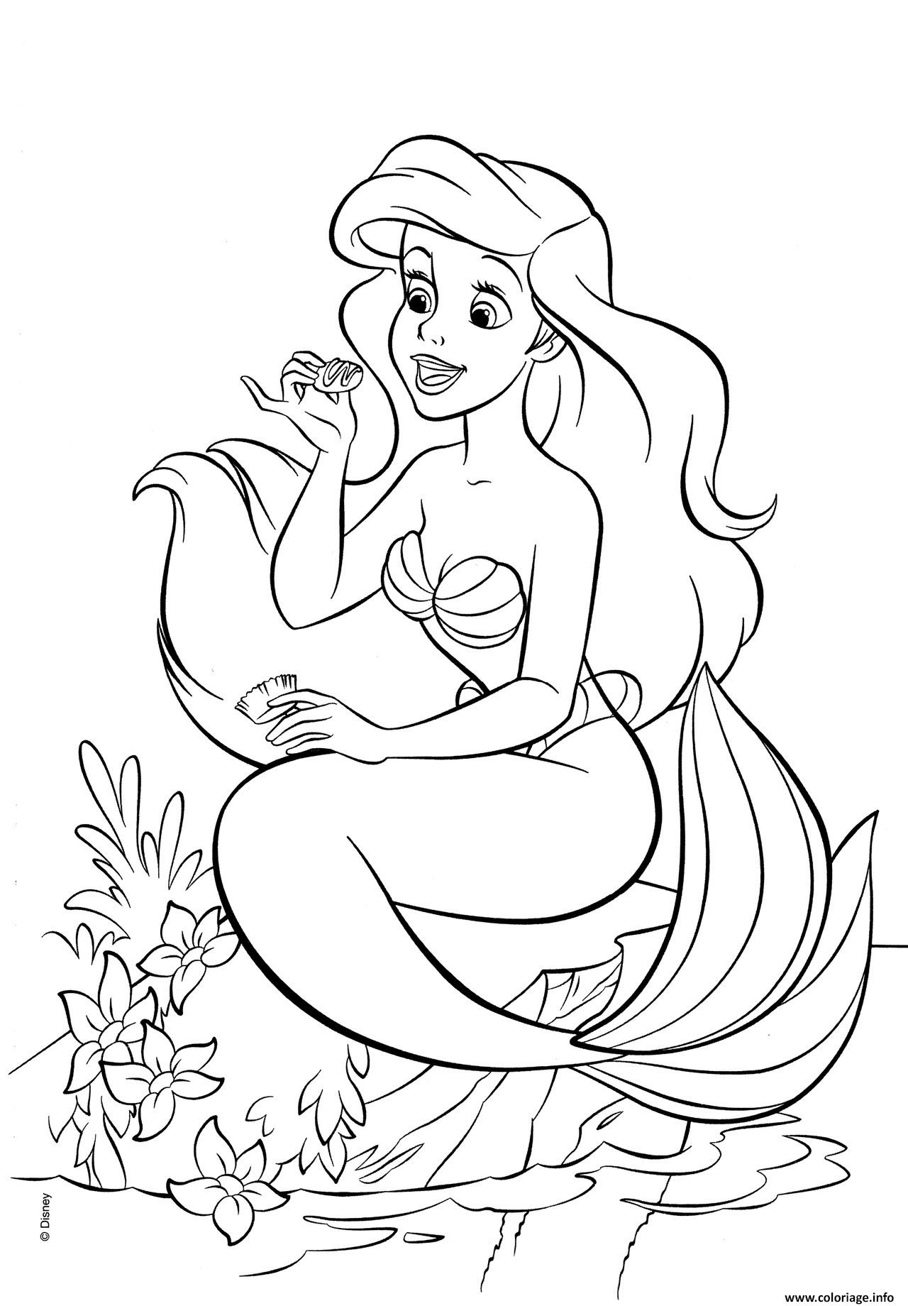 Dessin la petite sirene adore le chocolat Coloriage Gratuit à Imprimer