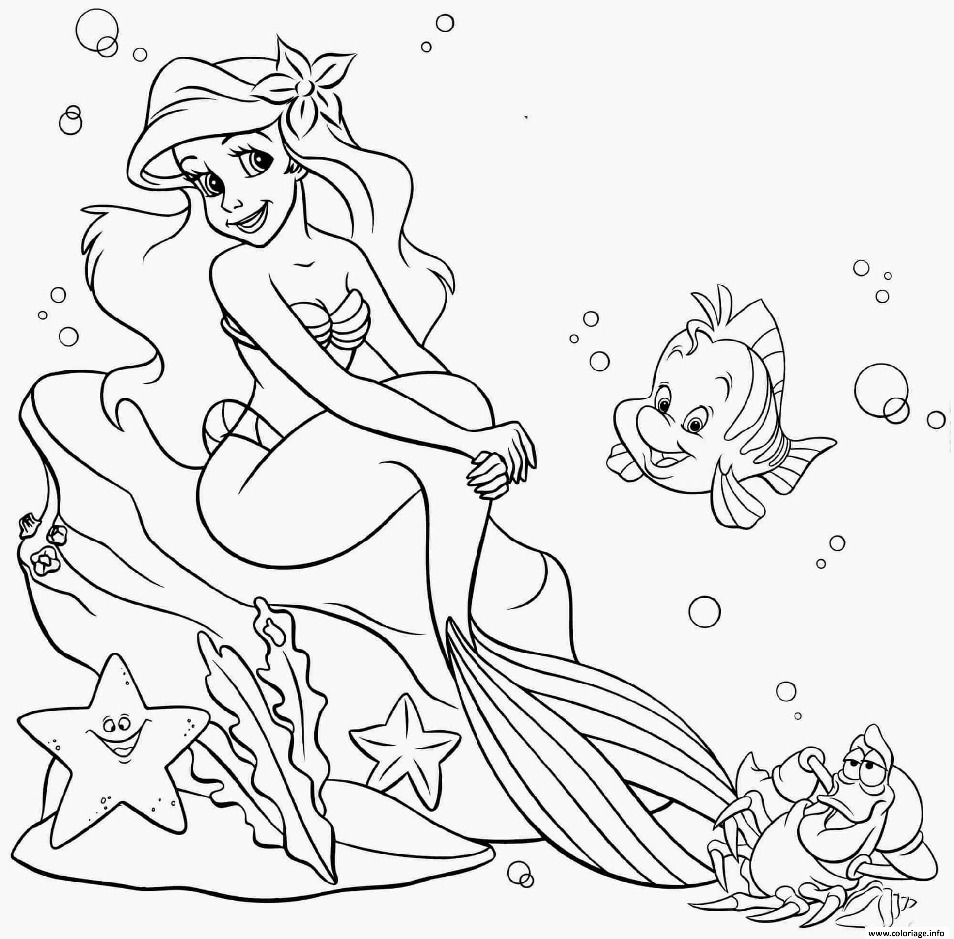 Dessin princesse ariel vit sous la mer aupres de son pere Coloriage Gratuit à Imprimer