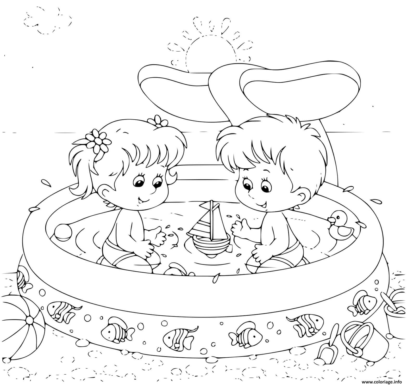 Dessin petit garcon et petite fille dans une piscine gonflable pour enfants en vacances Coloriage Gratuit à Imprimer