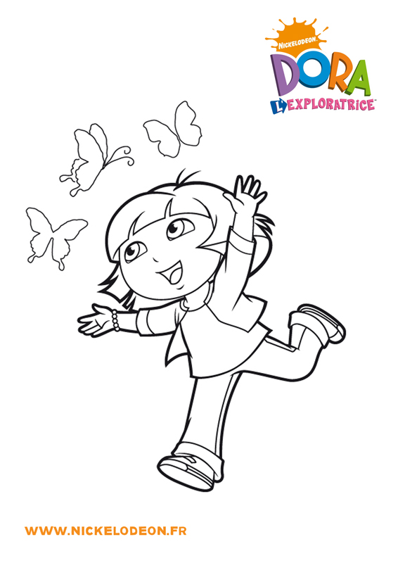 Coloriage Dora Court Après Les Papillons - Dora à imprimer