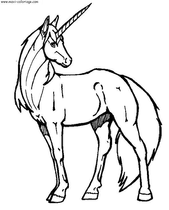 Coloriage Jeune licorne kawaii souriante et tendre - Licorne à imprimer